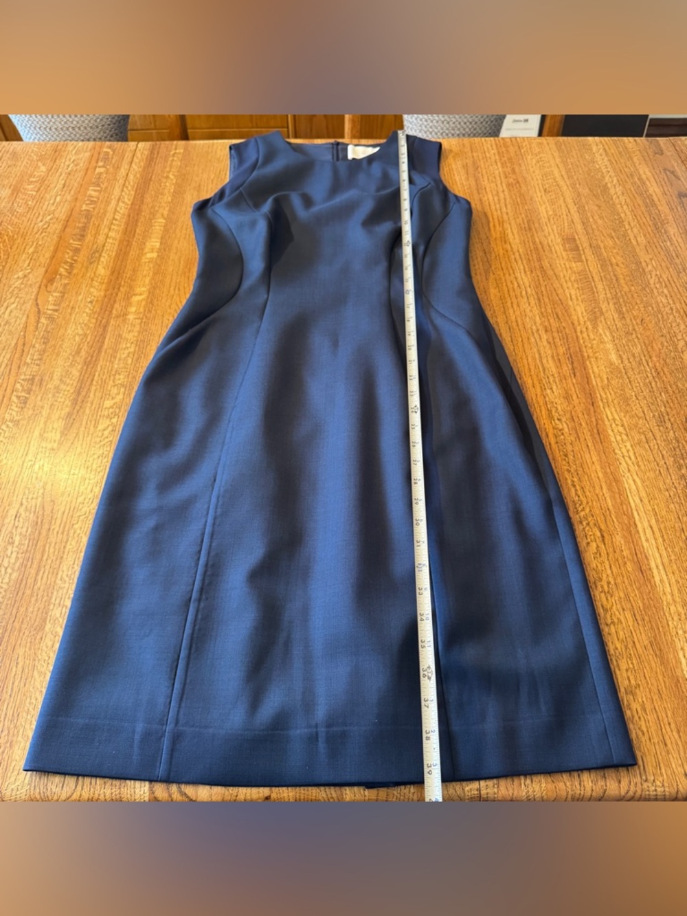 BOSS Hugo Boss Navy Virgin Wool
Dress & Blazer Set Size 4 - Picture 16 of 16